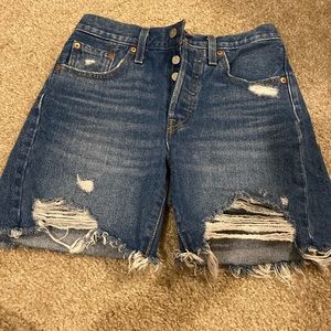 Levis 501 Button Up Mid-thigh Length Shorts